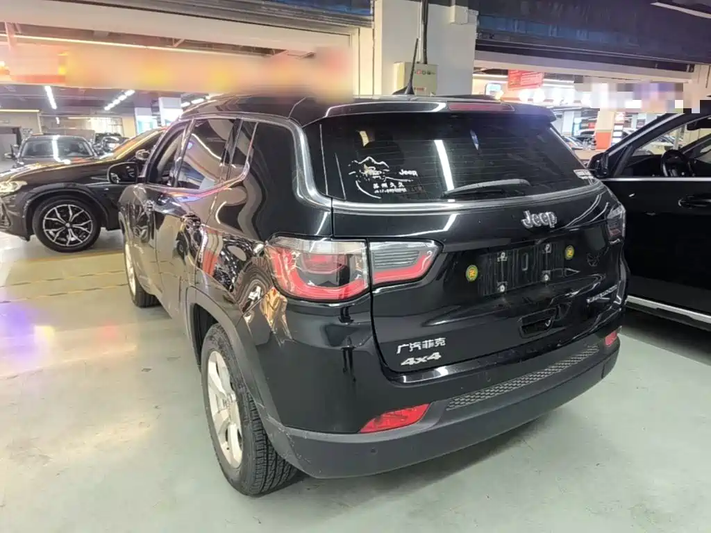 Jeep Compass — миниатюра 5