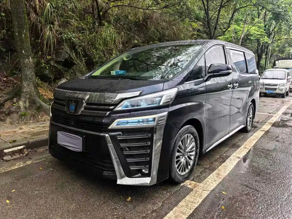 Toyota Vellfire — миниатюра 3
