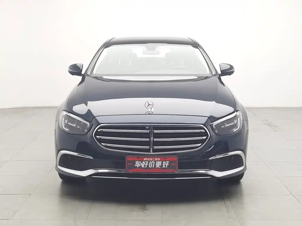 Mercedes-Benz E-Class — миниатюра 3
