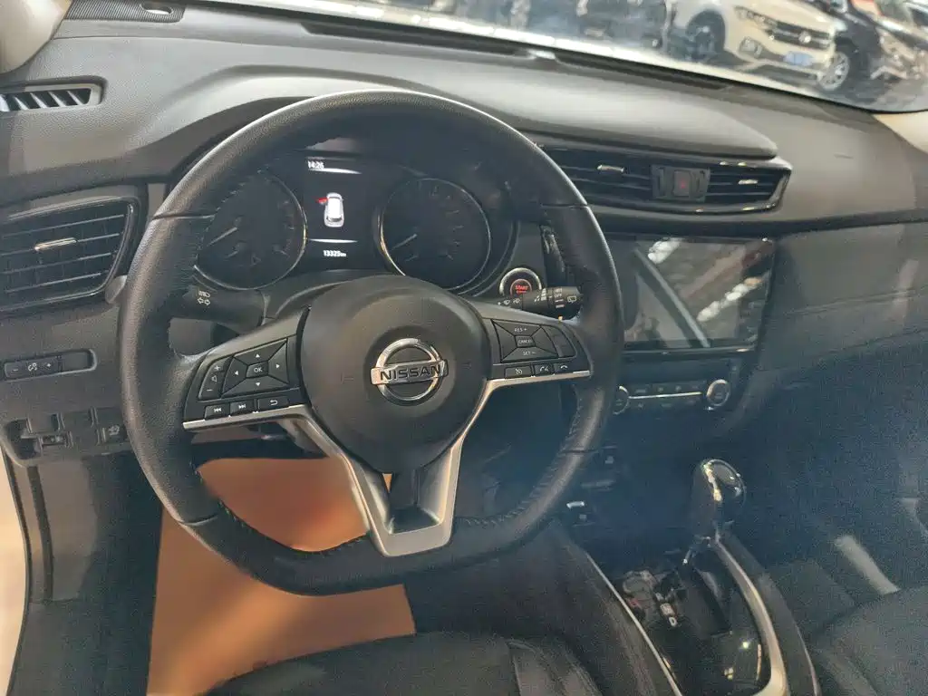 Nissan X-Trail 2023 2.0L
