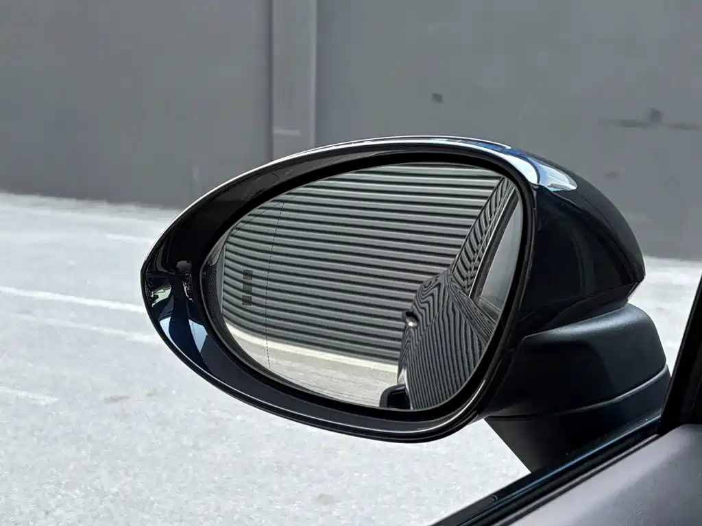Porsche Cayenne — миниатюра 41