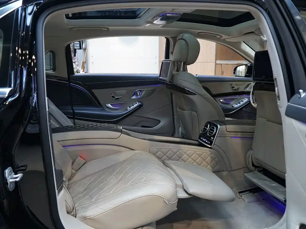 Mercedes-Benz S-Class — миниатюра 7