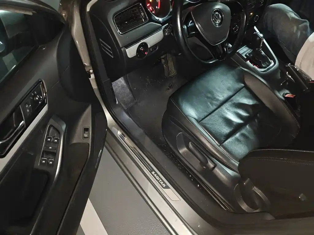 Volkswagen Sagitar — миниатюра 14