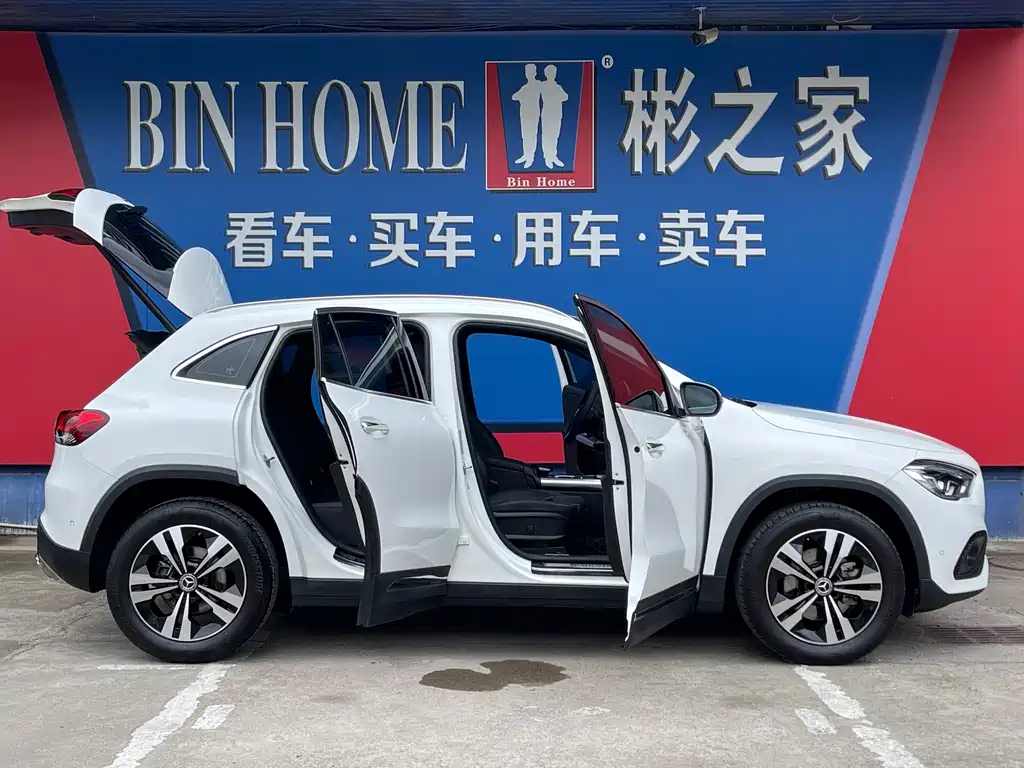 Mercedes-Benz GLA — миниатюра 18