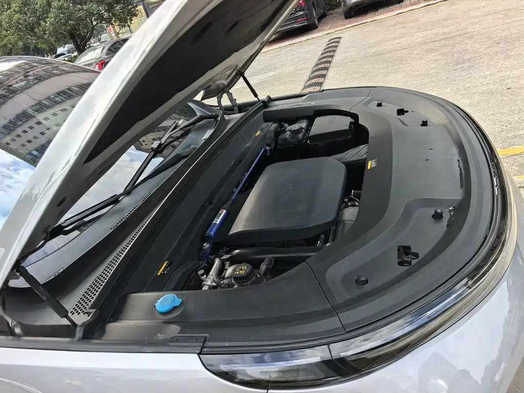 Li Auto Li L9 — миниатюра 21