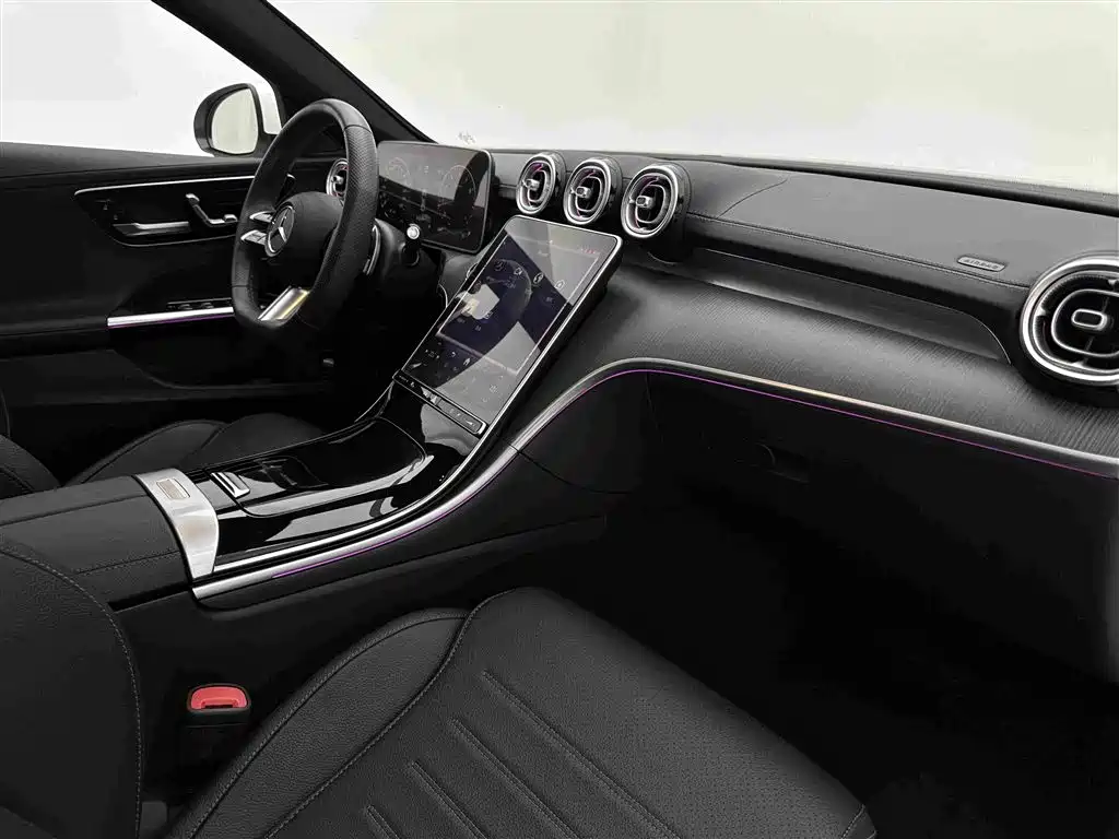 Mercedes-Benz C-Class — миниатюра 17