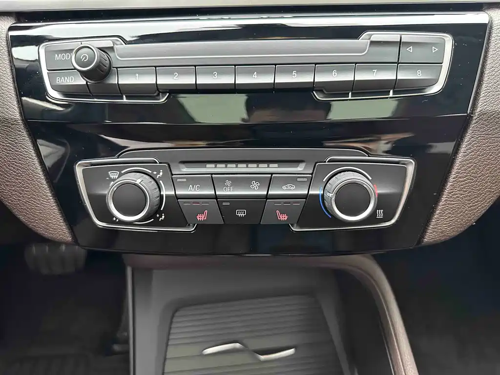 BMW X1 — миниатюра 16