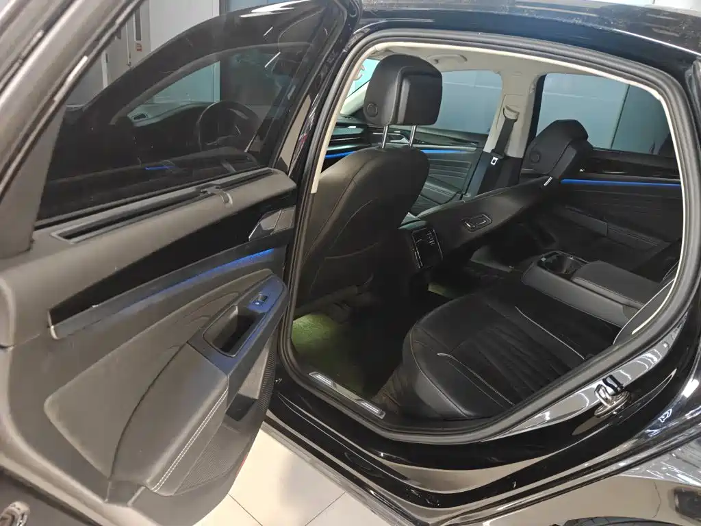 Volkswagen Passat — миниатюра 9