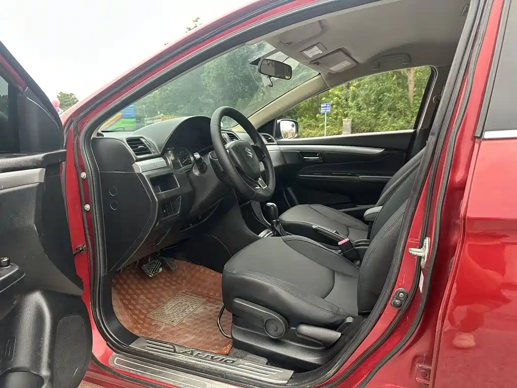 Suzuki Alivio — миниатюра 4