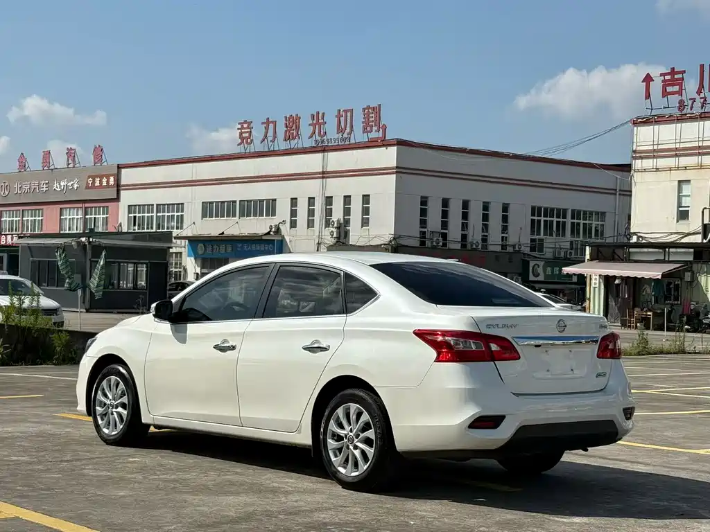 Nissan Sylphy — миниатюра 6