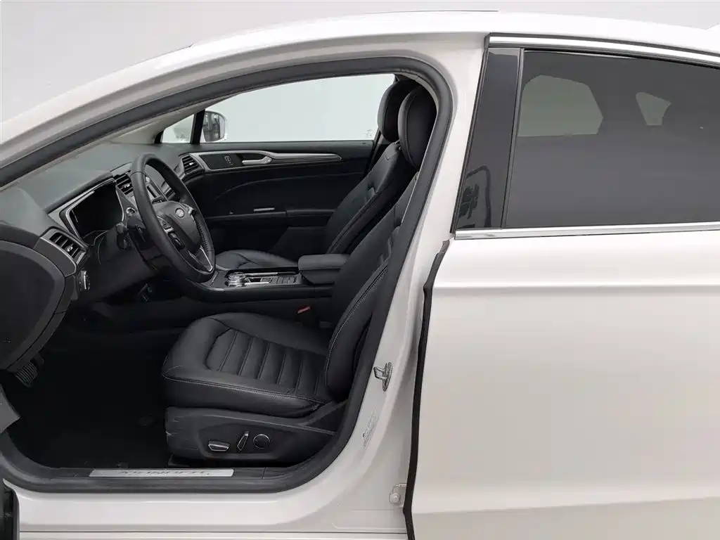 Ford Mondeo 2017 EcoBoost 180 Luxury