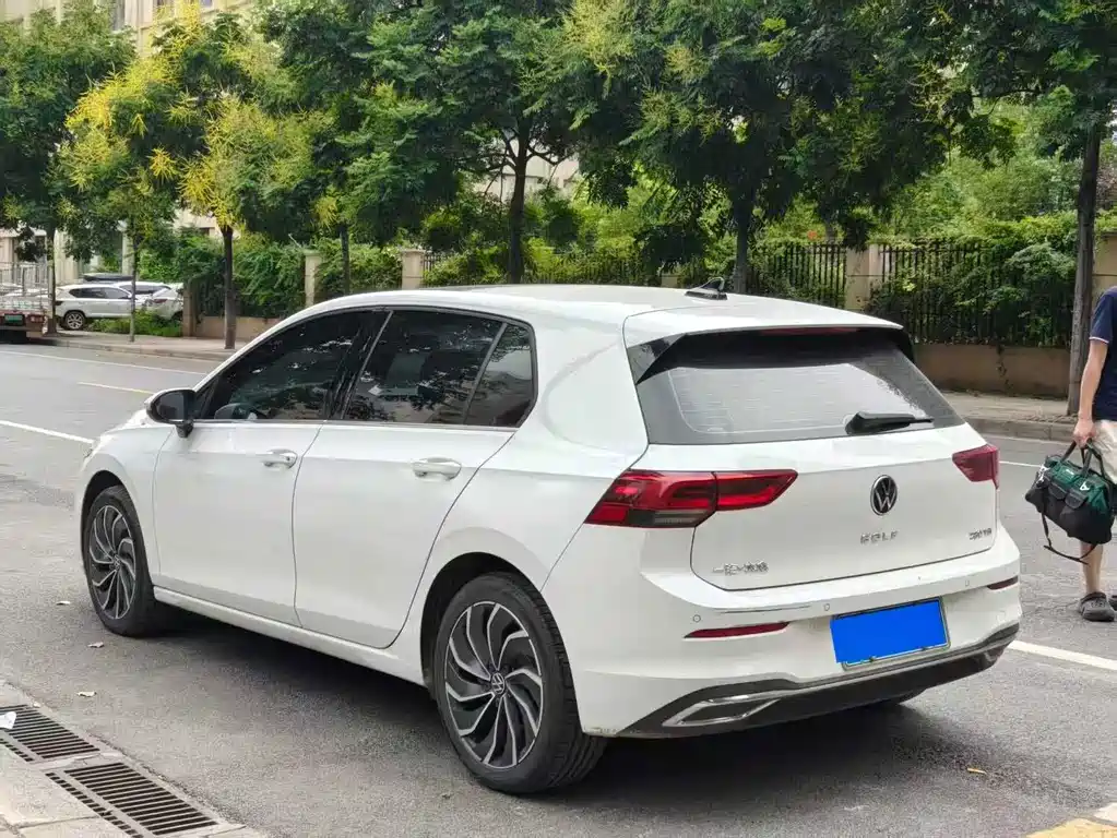 Volkswagen Golf — миниатюра 3
