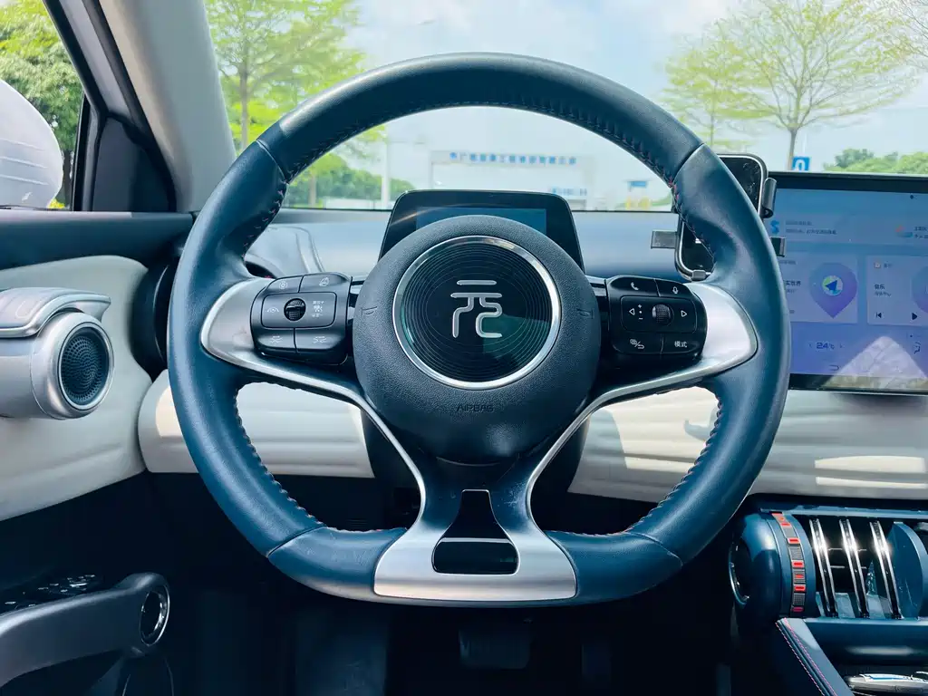BYD Yuan Plus — миниатюра 26