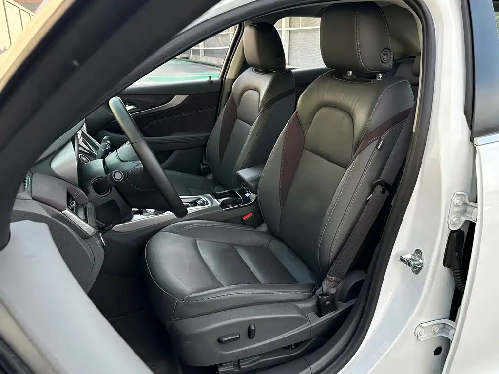 Chevrolet Malibu — миниатюра 21