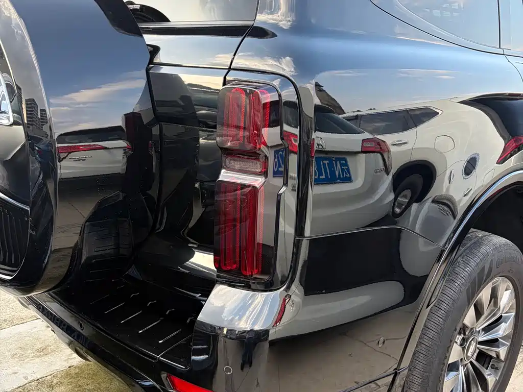Tank 500 2022 3.0T Sport 5 мест