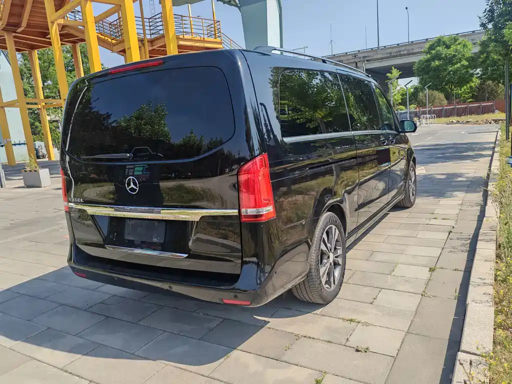 Mercedes-Benz V-Class V 2016 V 260 L Luxury Long Wheelbase