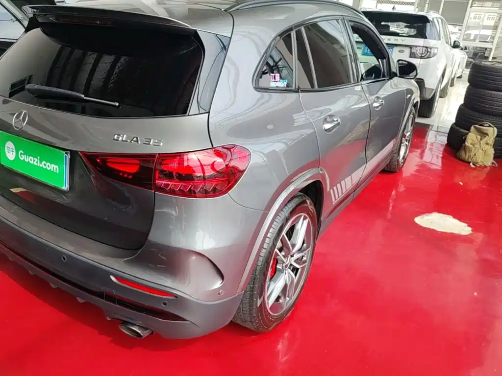 Mercedes-Benz GLA AMG — миниатюра 8