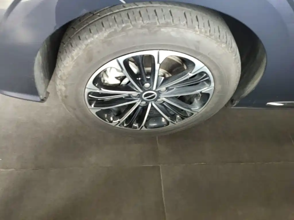 Roewe iMAX8 — миниатюра 23