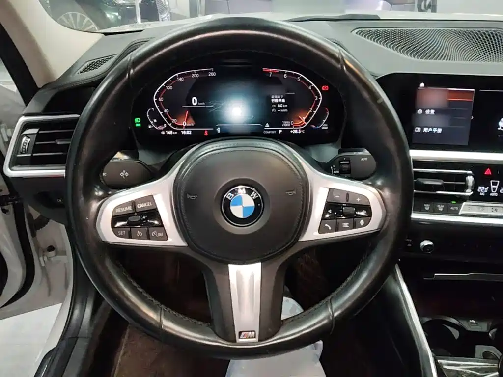 BMW 3 Series — миниатюра 11