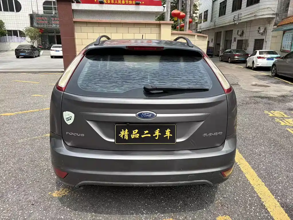 Ford Focus — миниатюра 6