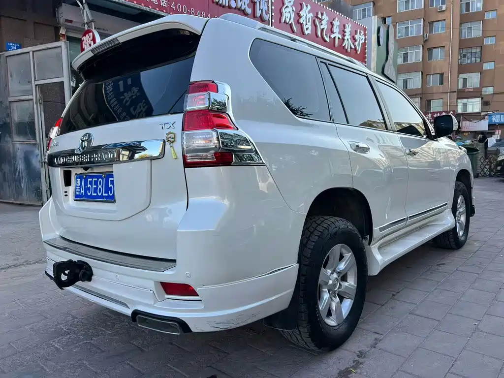 Toyota Prado — миниатюра 4