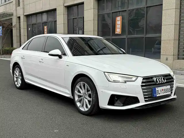 AUDI A4L