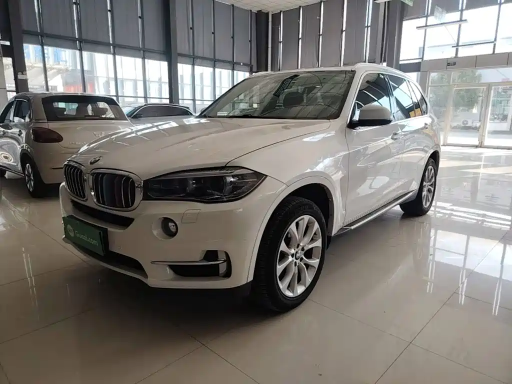 BMW X5 (Import)