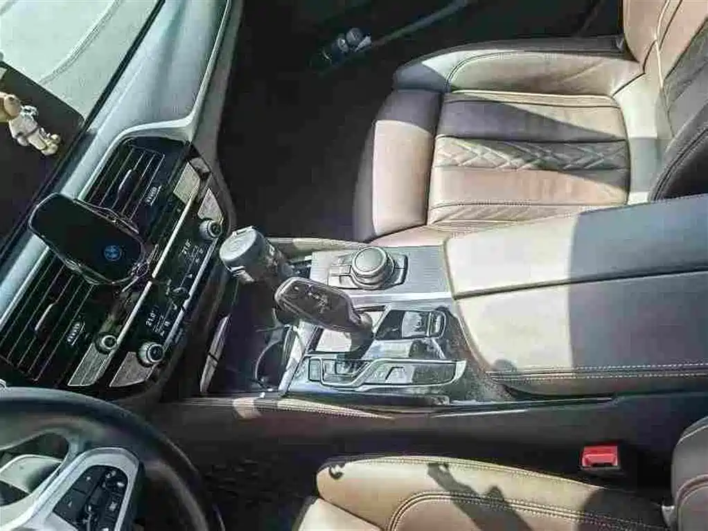 BMW 5 Series (Import) — миниатюра 7