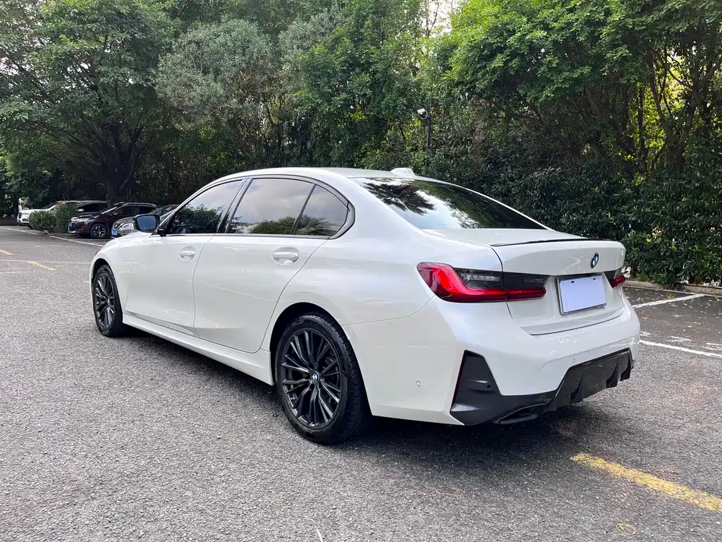 BMW 3 Series — миниатюра 6
