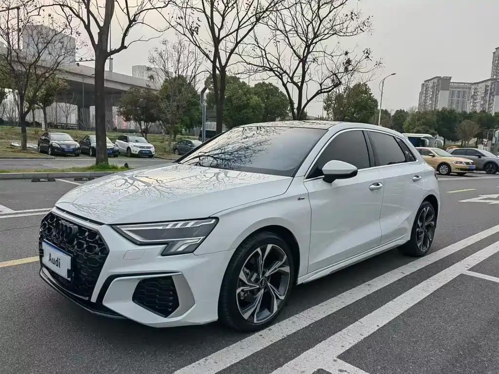Купить Audi A3
