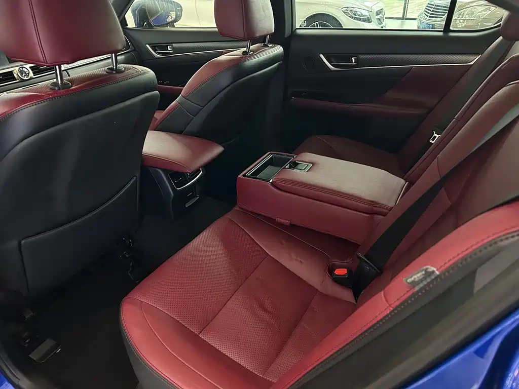 Lexus GS — миниатюра 12