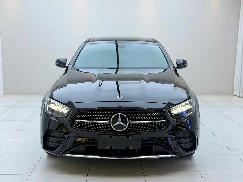 Mercedes-Benz E-Class — миниатюра 2