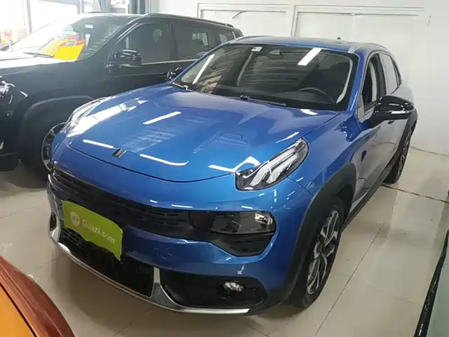 2020 Lynk & Co 02
