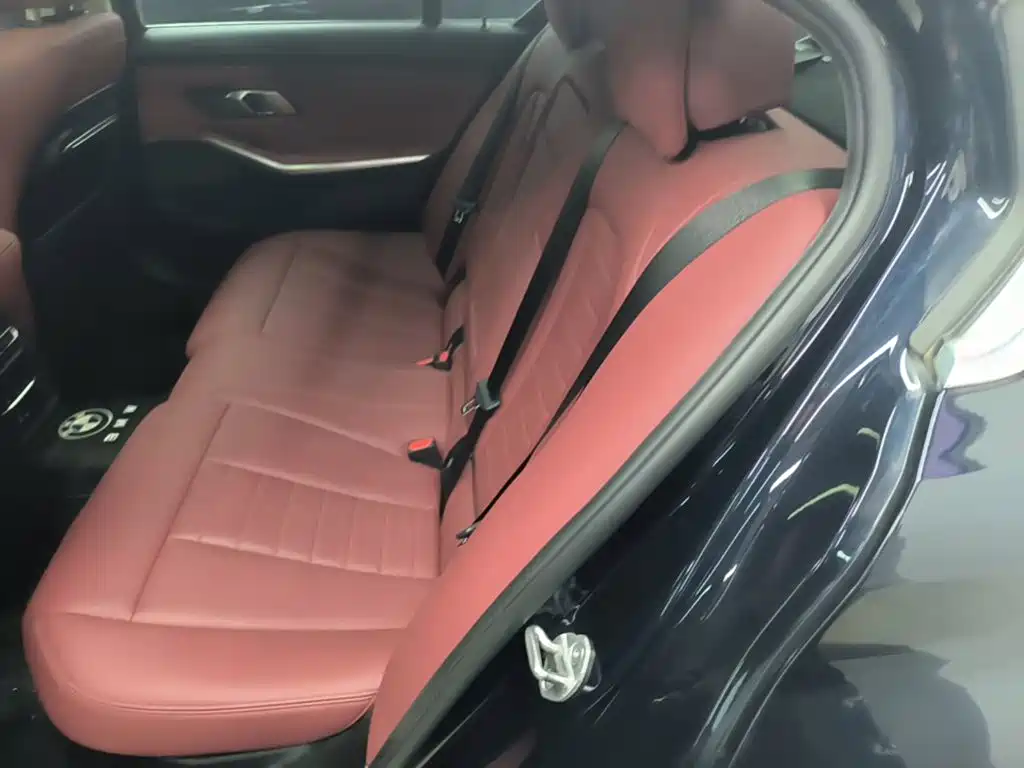 BMW 3 Series — миниатюра 17