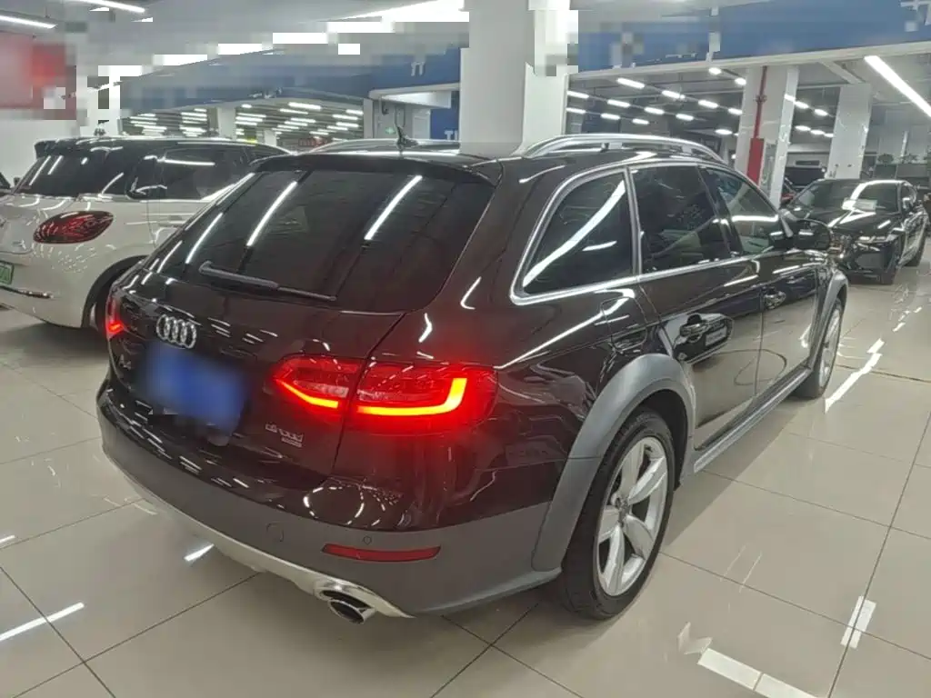 Audi A4 (Import) — миниатюра 7