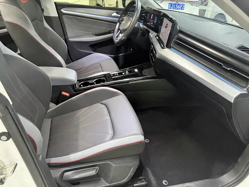 Volkswagen Lamando — миниатюра 8
