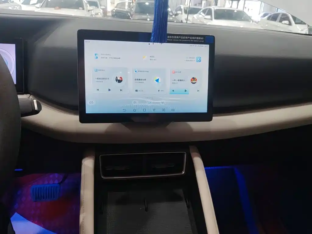 BYD Yuan UP — миниатюра 13