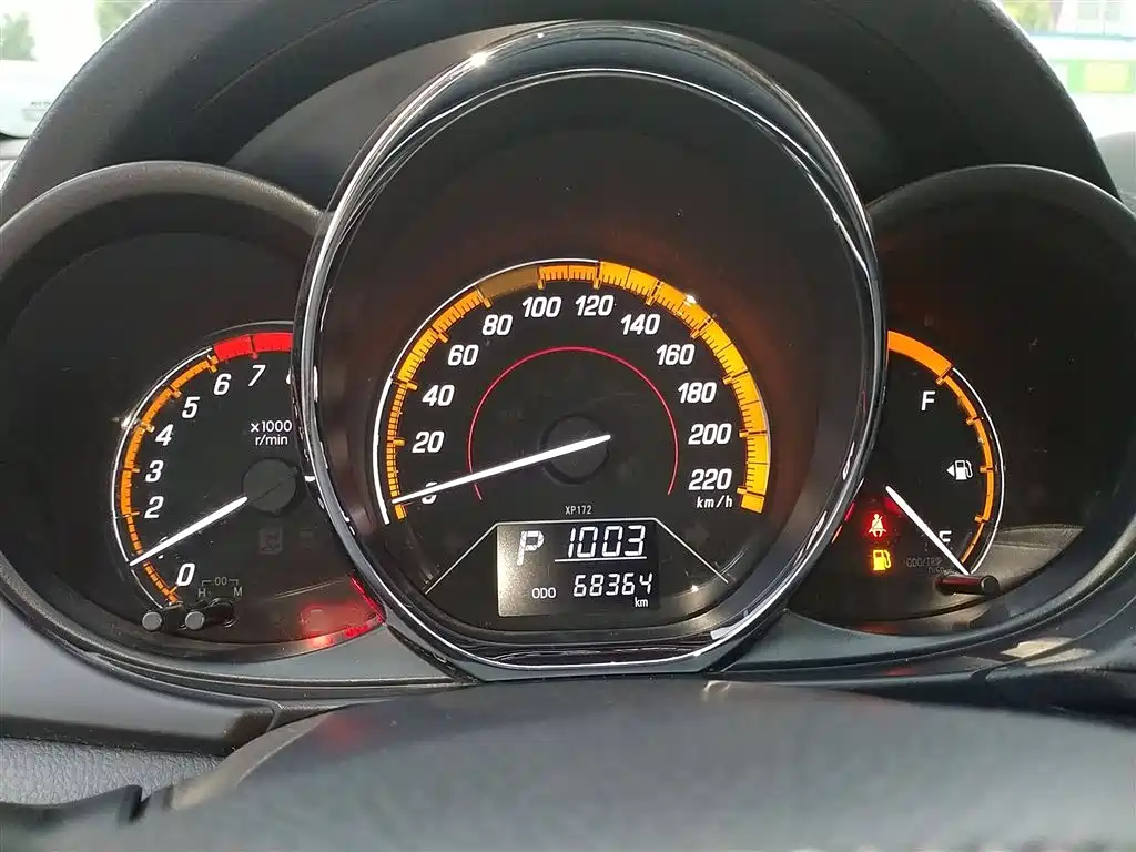 TOYOTA YARIS L ZHIXUAN