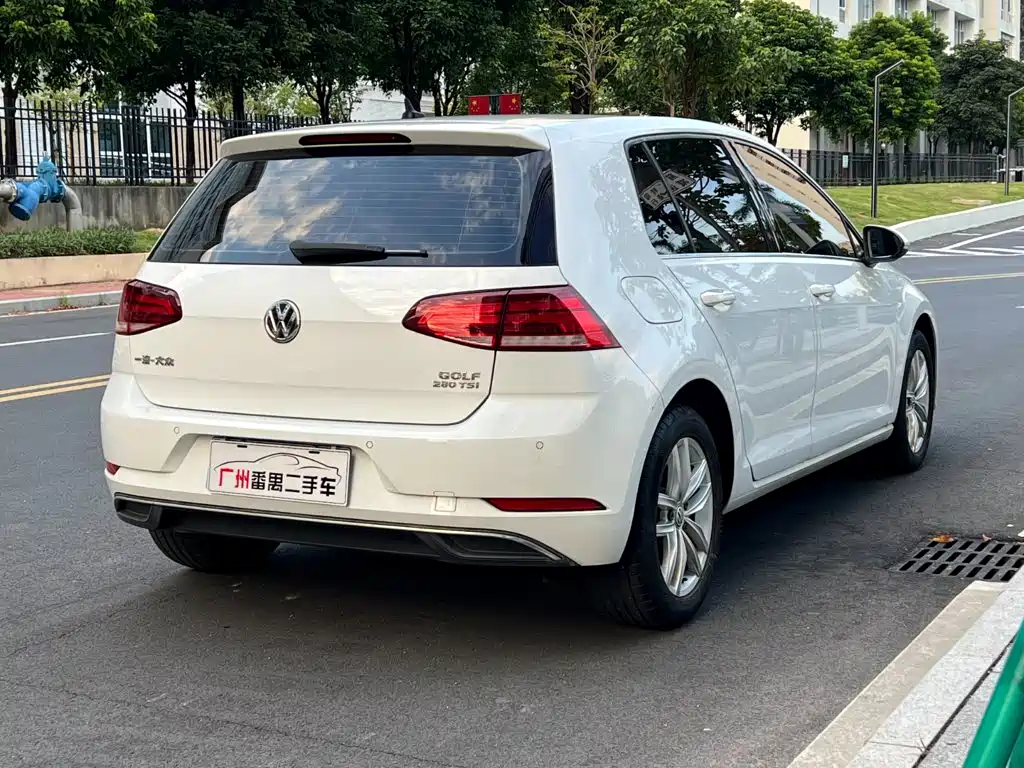 Volkswagen Golf — миниатюра 2
