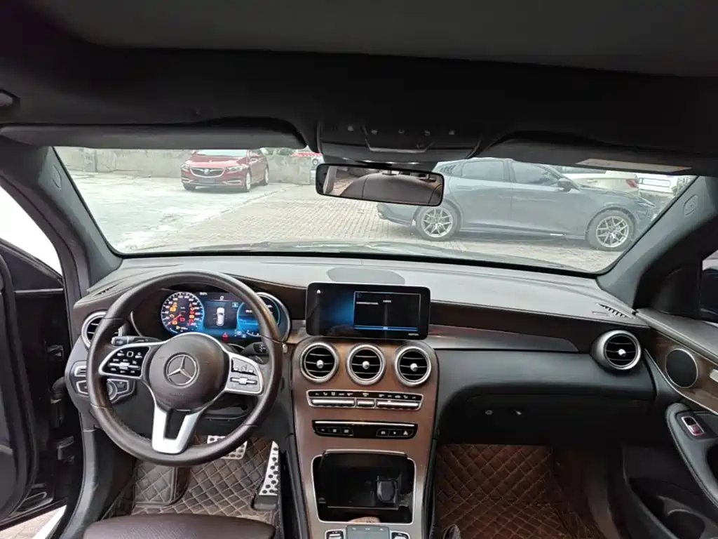Mercedes-Benz GLC — миниатюра 10