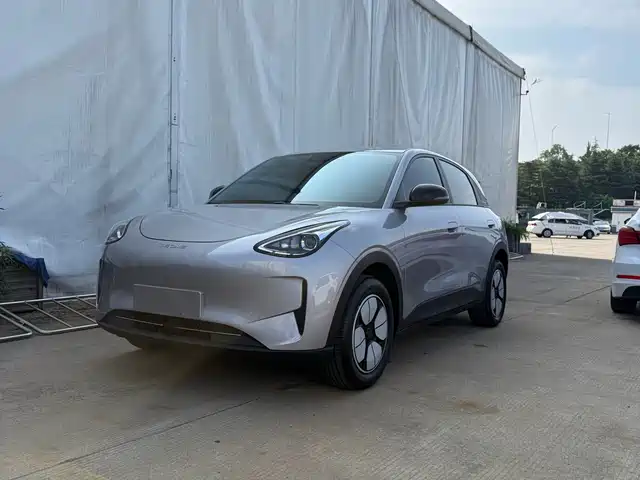 2025 Geely Xingyuan