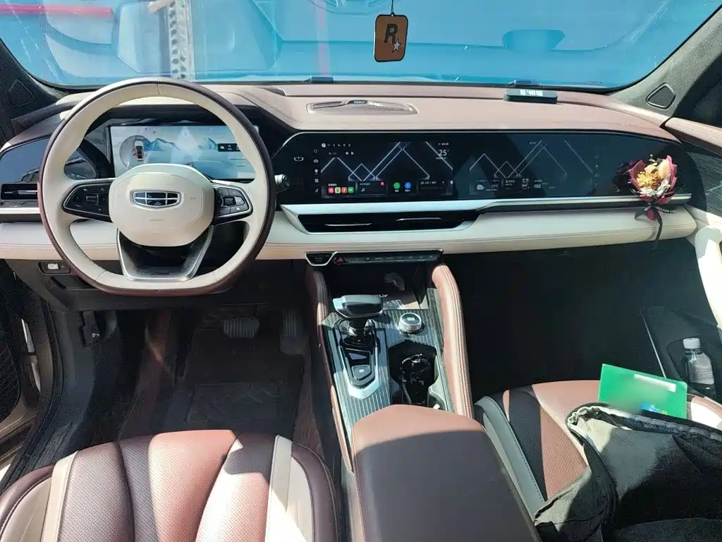 Geely Xingyue L — миниатюра 5