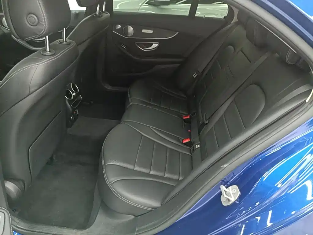 Mercedes-Benz C-Class — миниатюра 17
