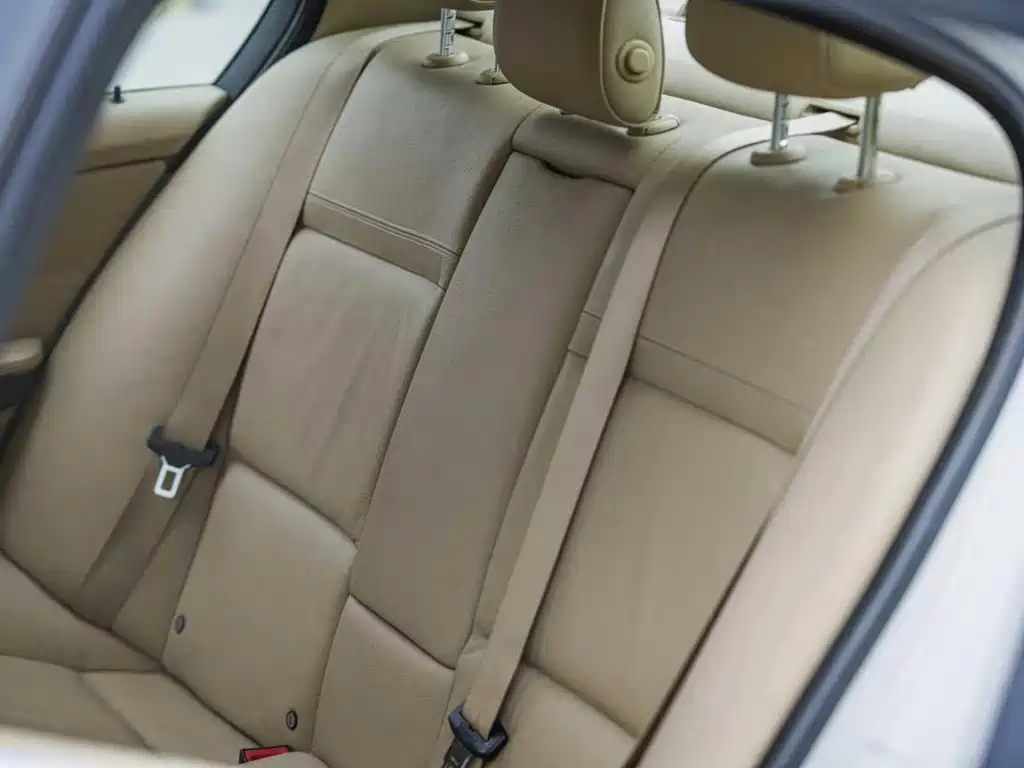 BMW 3 Series — миниатюра 16