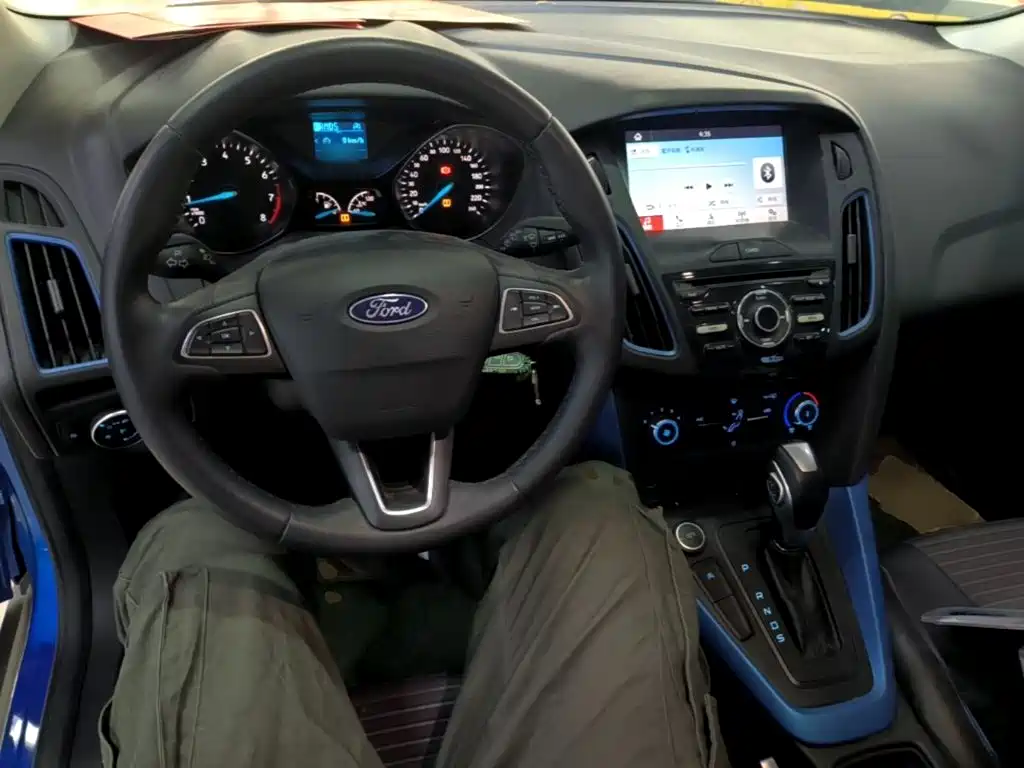 Ford Focus — миниатюра 10