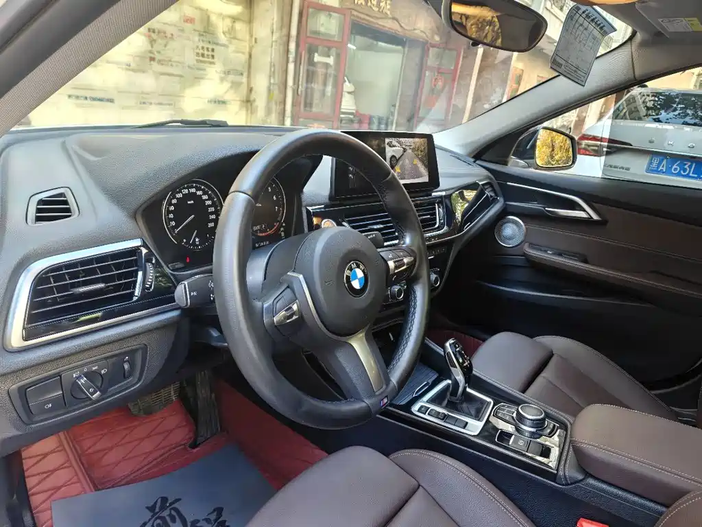 BMW 1 Series — миниатюра 11