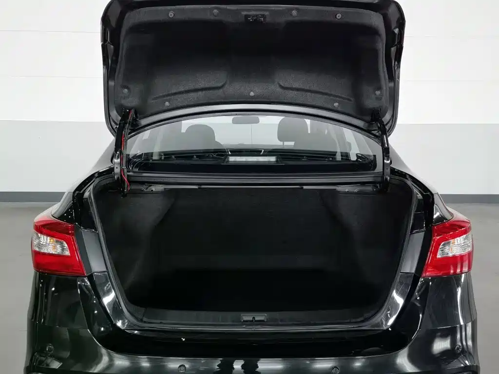 Nissan Sylphy — миниатюра 16