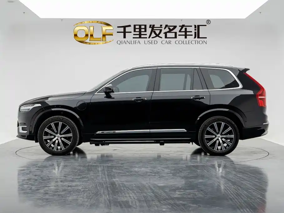 Volvo XC90 PHEV — миниатюра 7