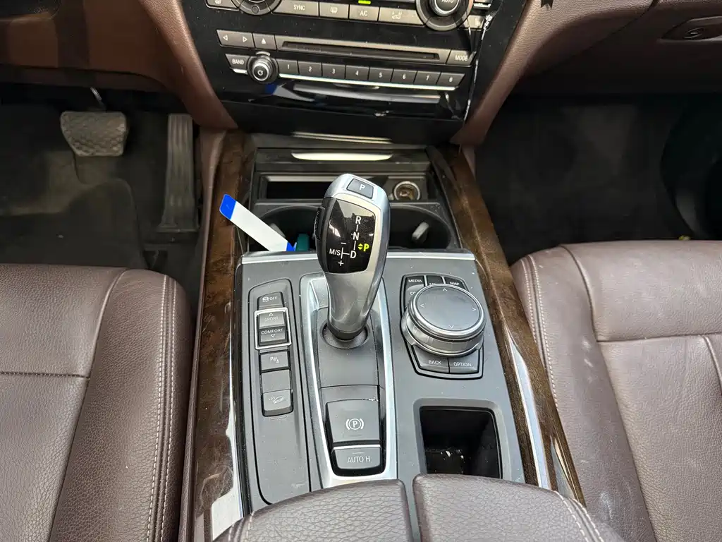 BMW X5 (Import) — миниатюра 15