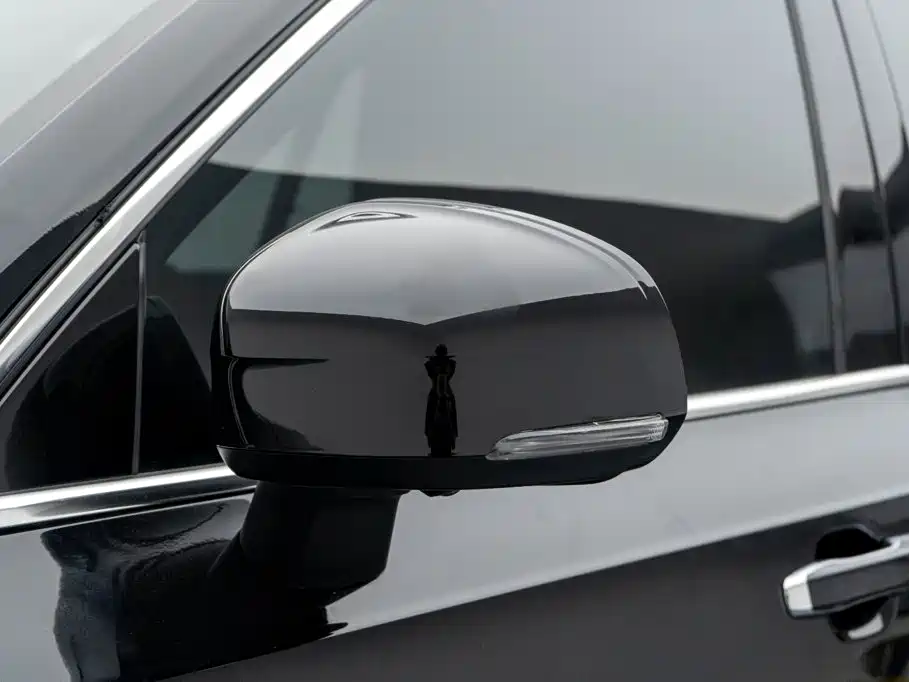 Volvo XC90 PHEV — миниатюра 28